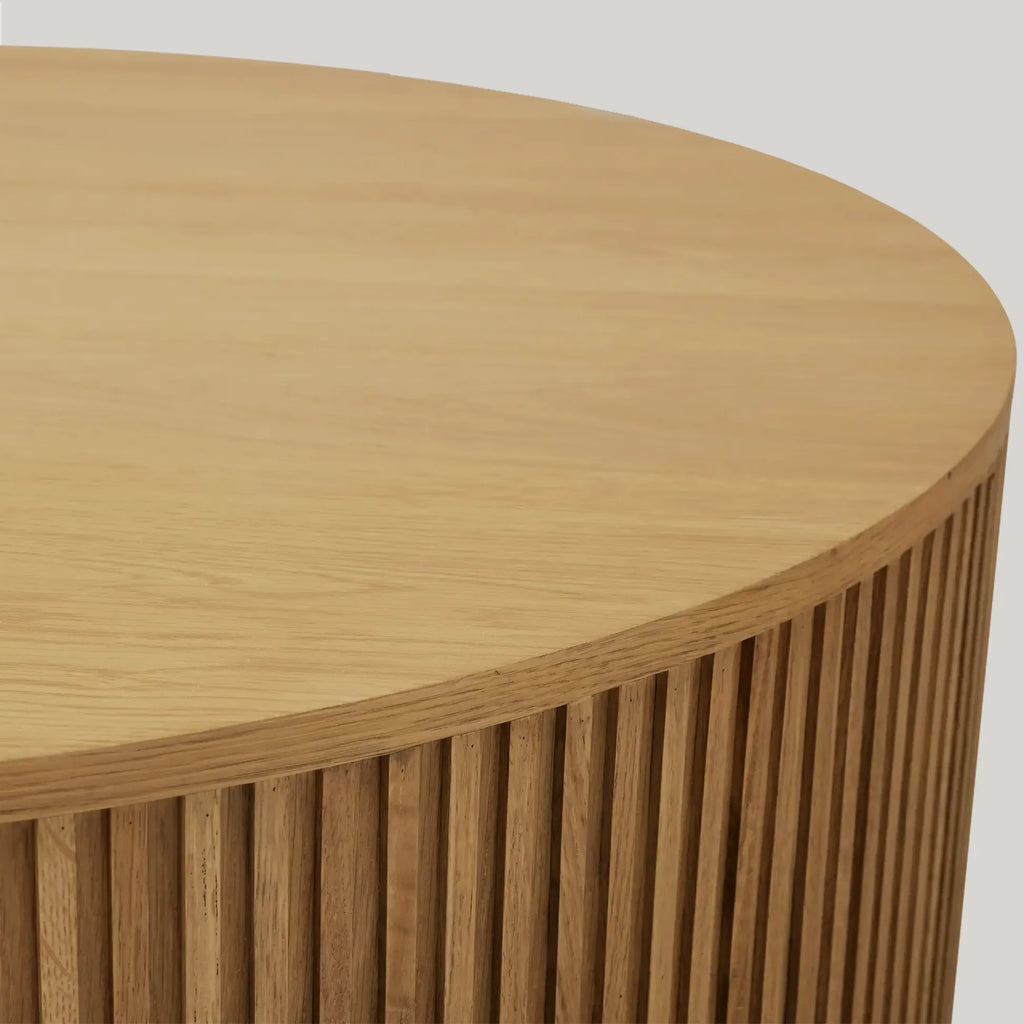 Finnley Round Wood Coffee Table Modern Sofa Center Tea Table with Reeded Detailing