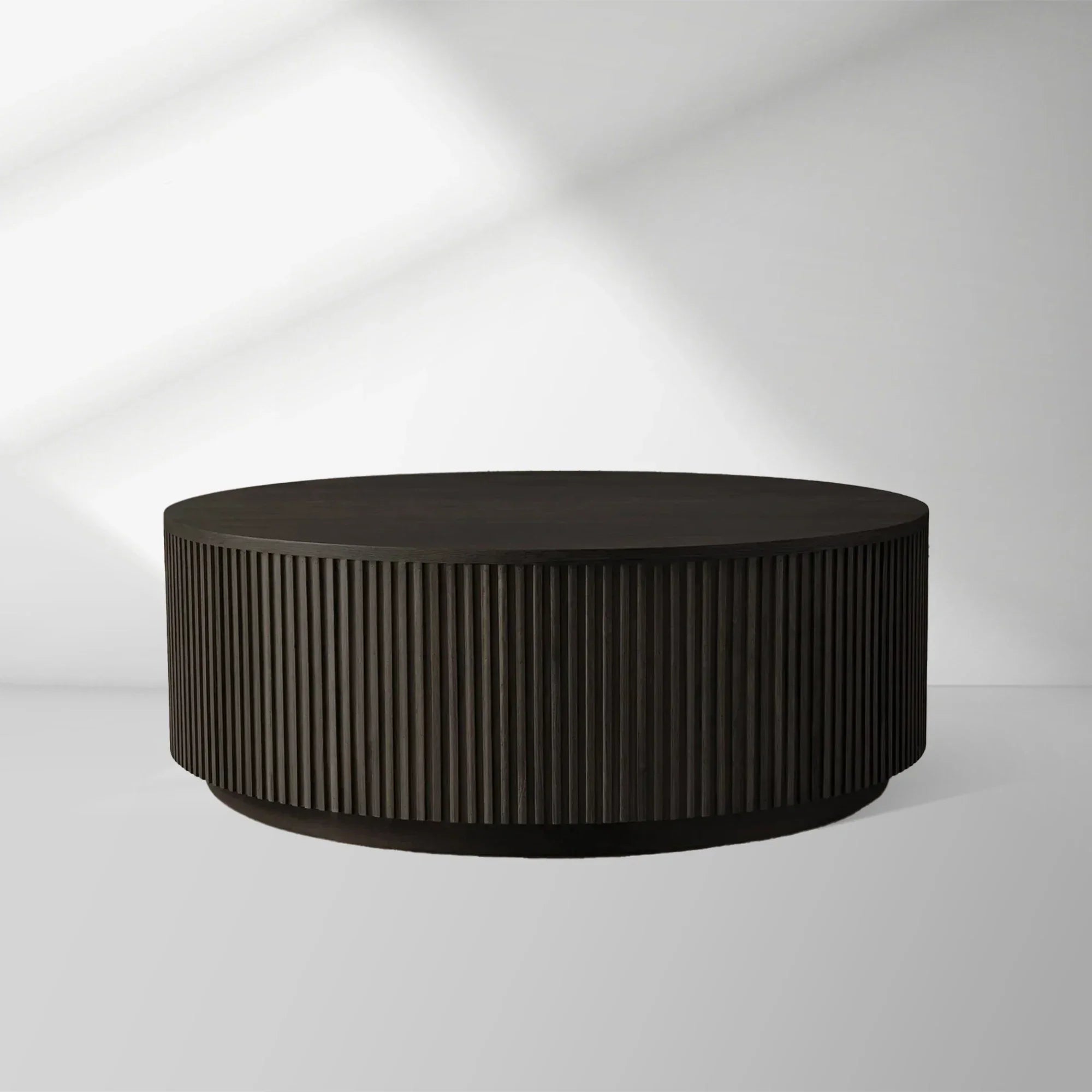 Finnley Round Wood Coffee Table Modern Sofa Center Tea Table with Reeded Detailing