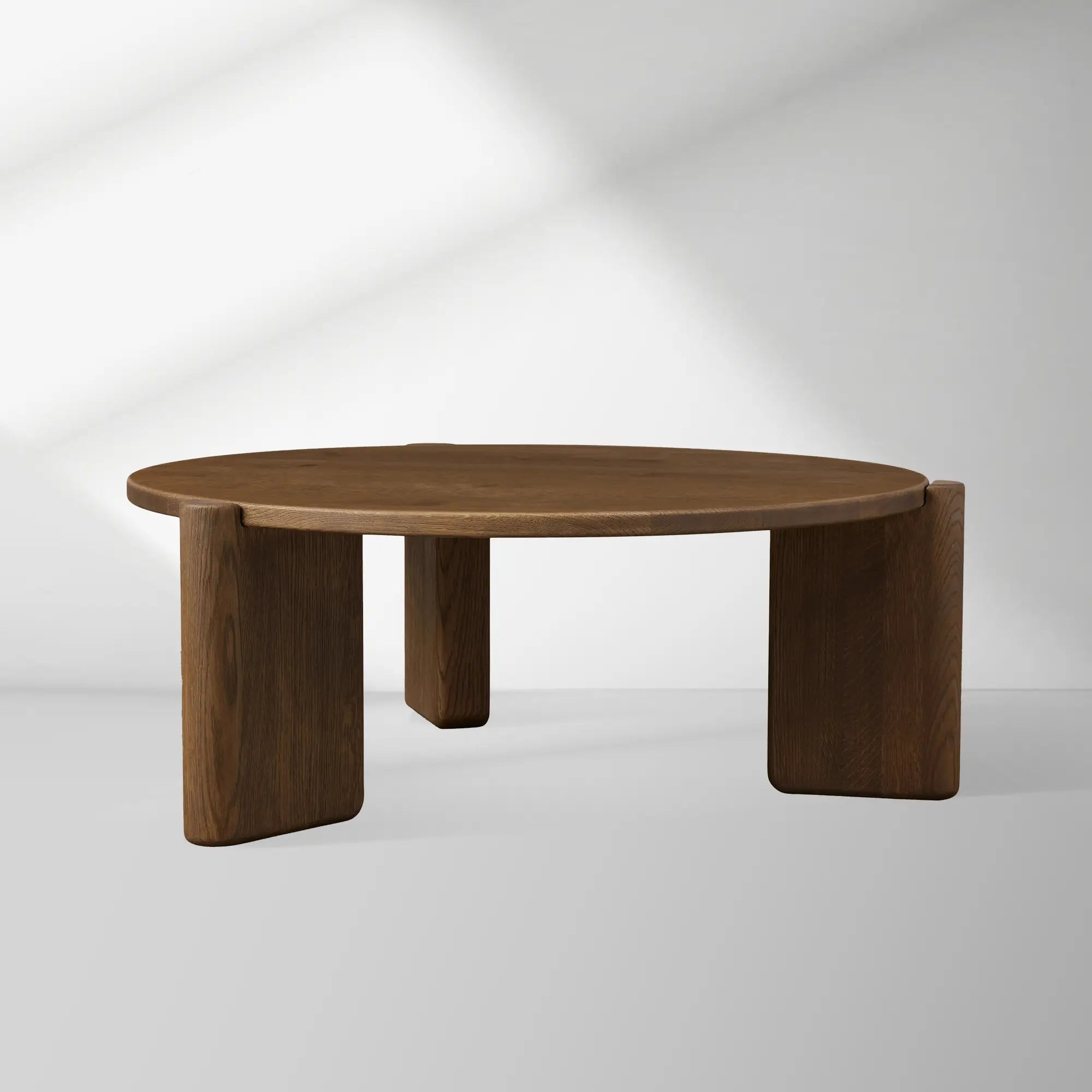 Lonelle Oak Coffee Table Round Versatile Nesting Cocktail Table Column-Style legs Center Tea Table