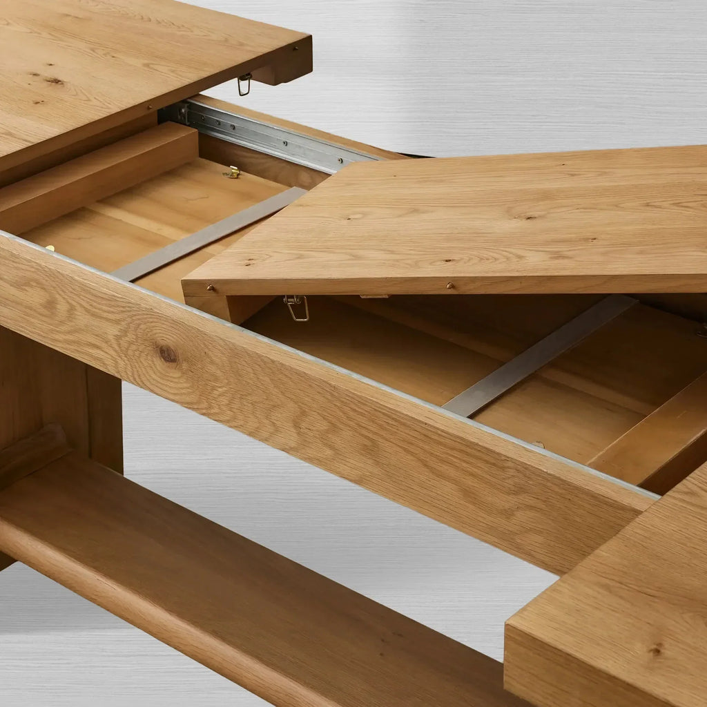 Redding Extending Dining Table in Oak Wood with Two Self-Storing Leaves