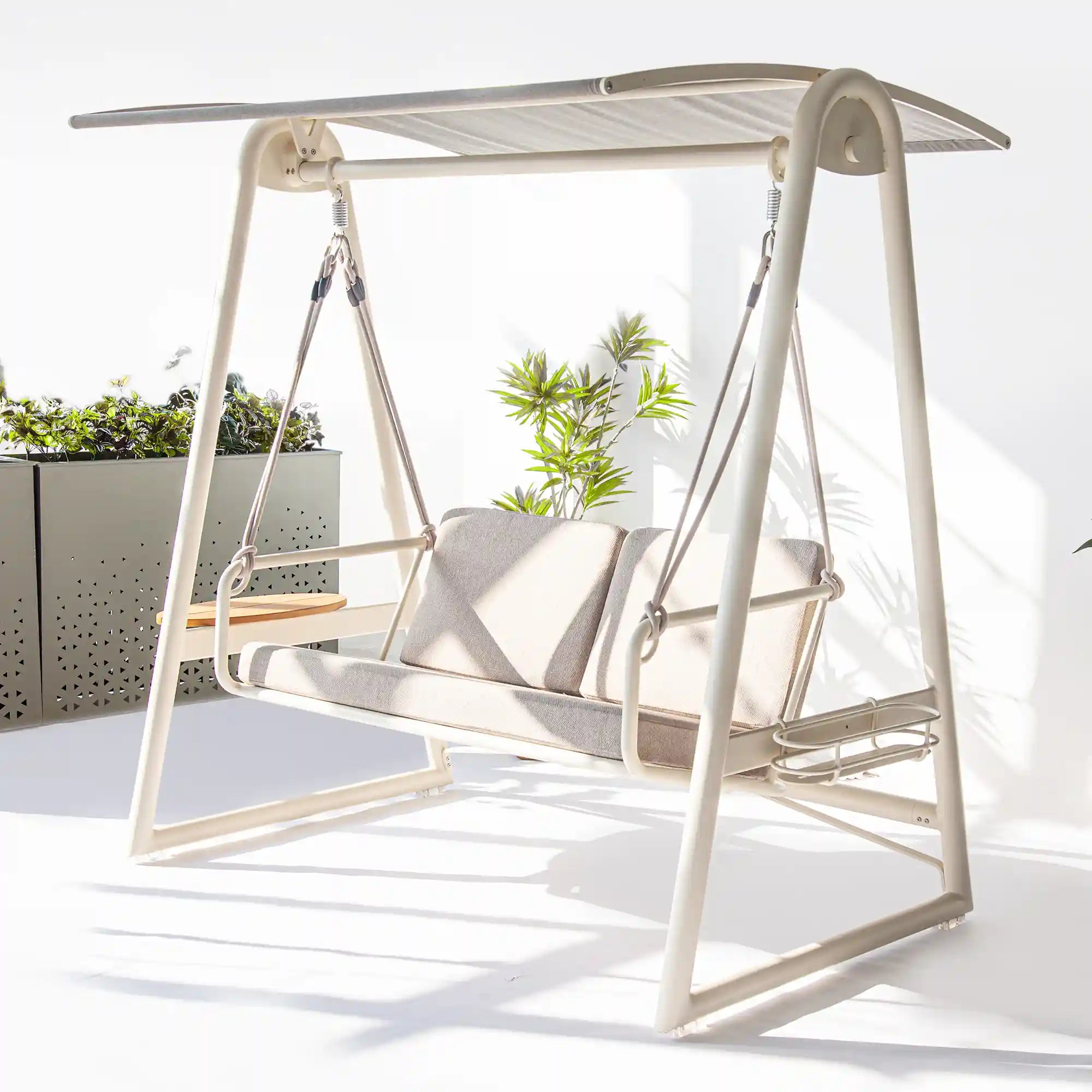Resort Inspired Aluminum Outdoor Swing with Water Repellent Cushions
