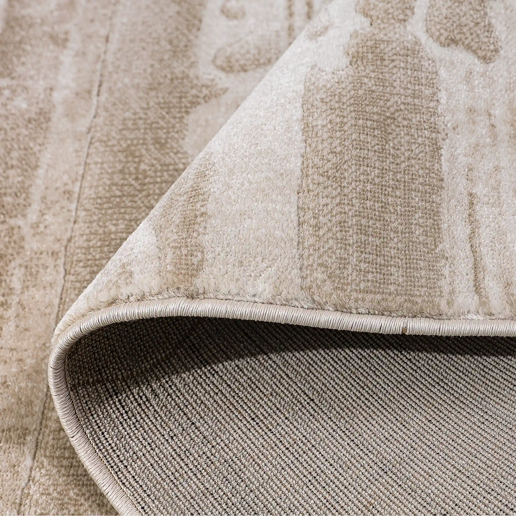 Shanluan Soft Gradient Mountain Inspired Neutral Area Rug with Minimalist Warmth Carpet Modern Gradient Mountain Style