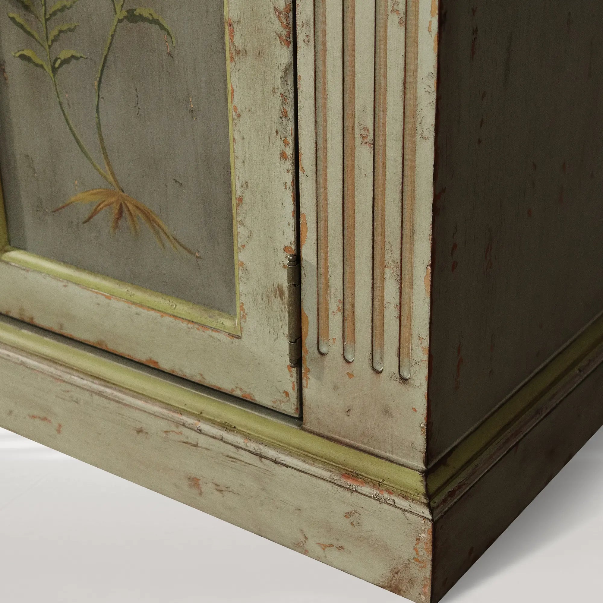 Cosetta Antique Ltalian Sideboard Fern Motif Buffet Table Living Room Wood Entryways Cabinet