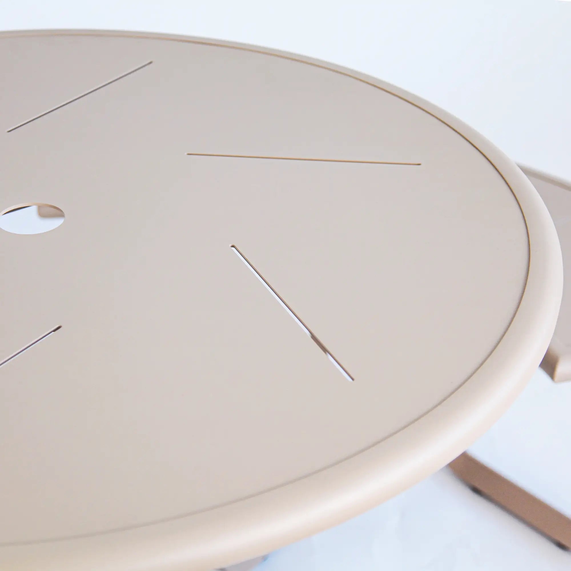 Monument Aluminum Round Outdoor Picnic Table with Teak Top