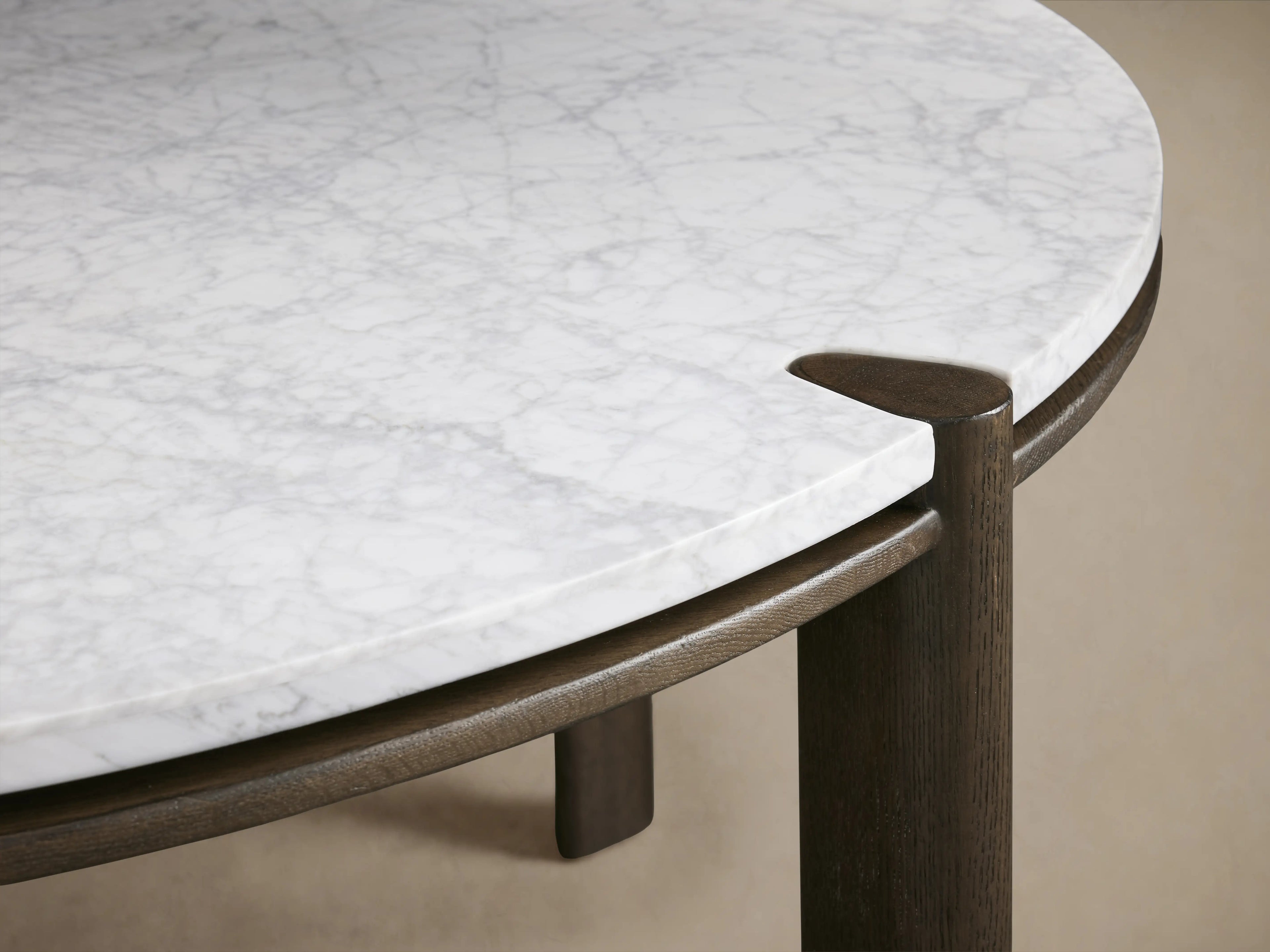 Pyet Round Marble Dining Table with Solid Oak Base